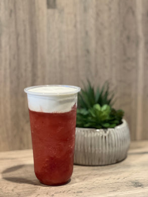 芝芝草莓 Strawberry tea smoothie