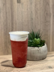 芝芝草莓 Strawberry tea smoothie